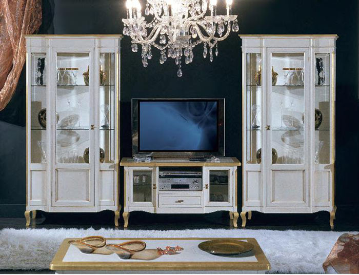 Vetrina e credenza laccate con decori, collezione Salieri