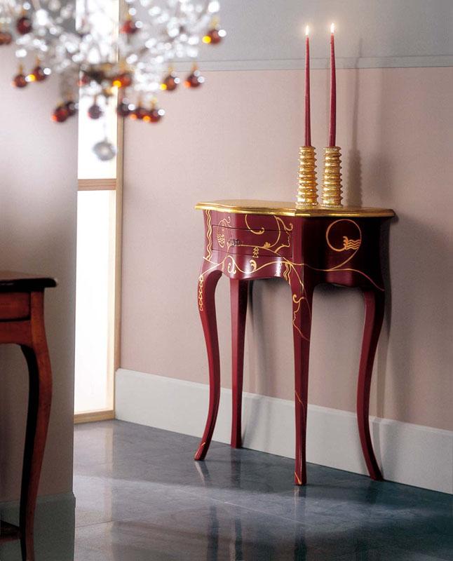 Console laccata rossa con decori dorati, collezione Salieri